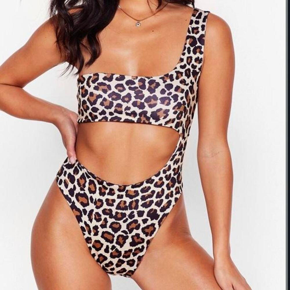 Nasty Gal Womens Leopard Print Cut Out One Piece Monokini Swim Suit Size 8